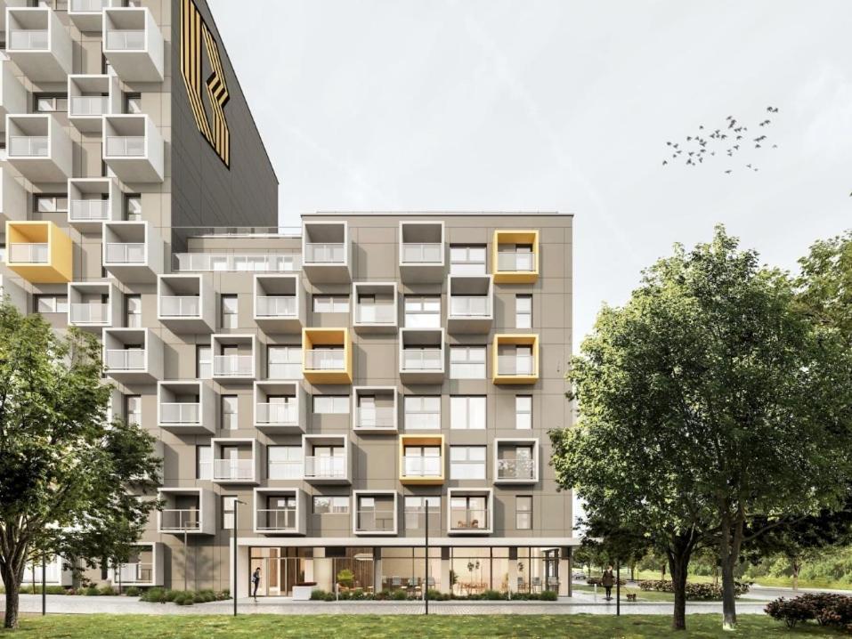 - Legnicka Business Center *