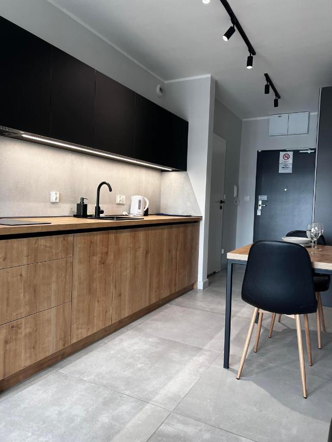 - Legnicka Business Center Apartment *